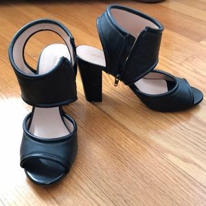 Sole society open toed heels
